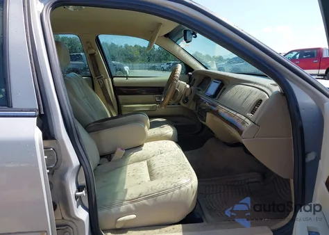 2009 Mercury Grand Marquis Ls (Fleet Only) z USA, uszkodzony, nr VIN 2MEHM75V79X619681